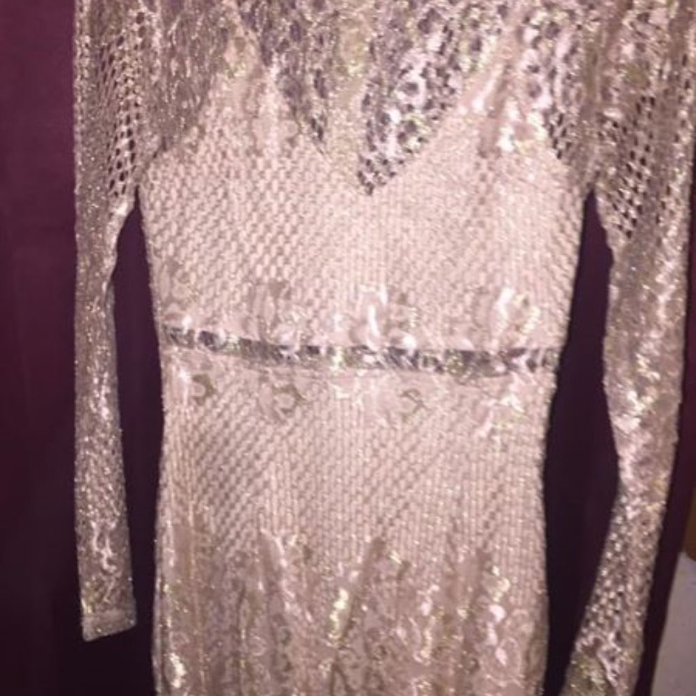 Dress - Picture 6 of 6